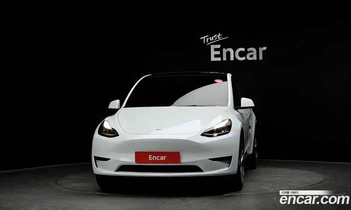 Tesla Model Y 2024 0.2 гидро, фото 3