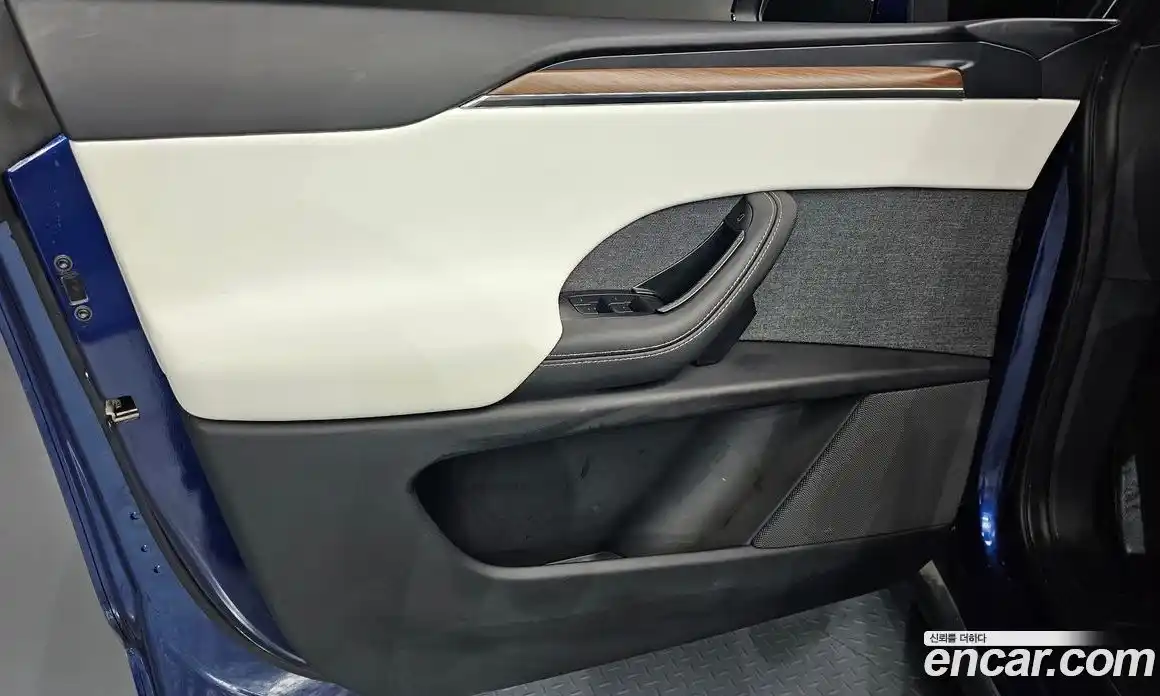 Tesla Model X 2023 0.3 гидро, фото 14
