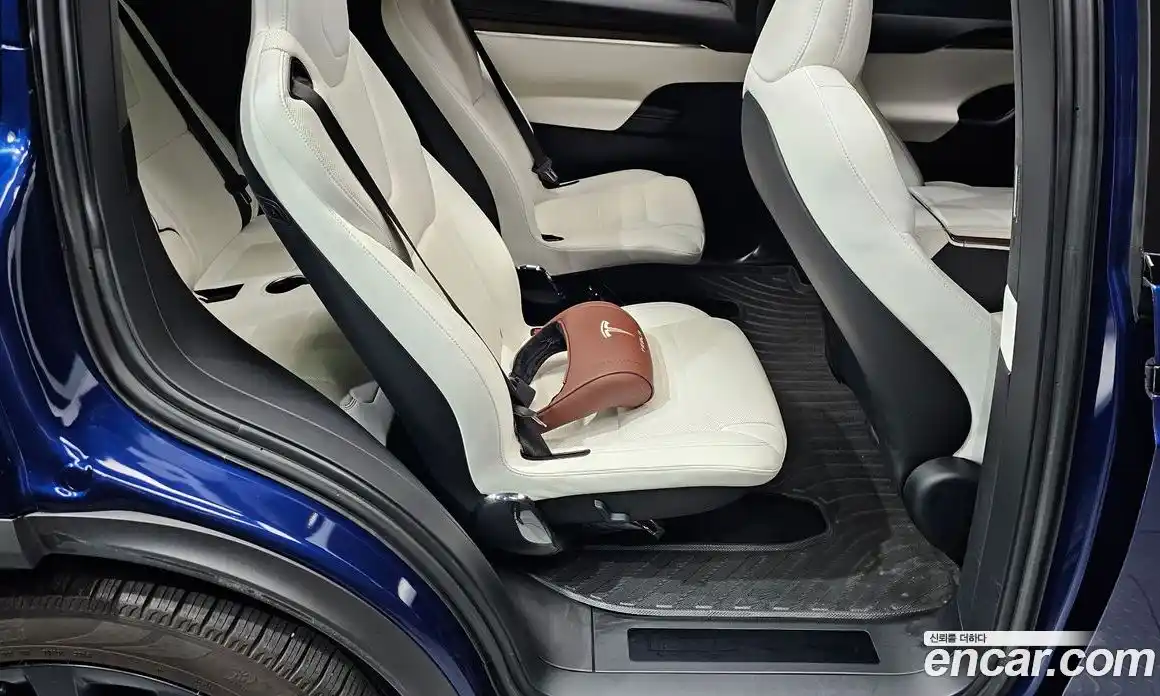 Tesla Model X 2023 0.3 гидро, фото 18
