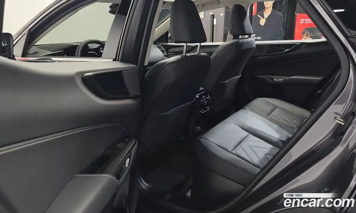 Lexus NX 2024 2.5 гидро, фото 16