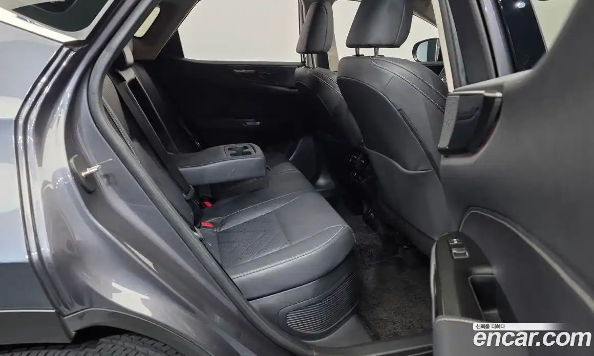 Lexus NX 2024 2.5 гидро, фото 18