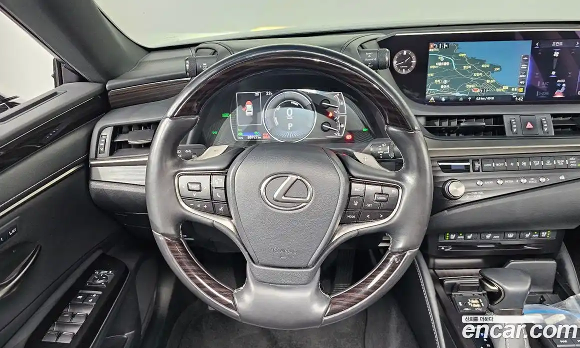 Lexus ES 2021 2.5 гидро, фото 19