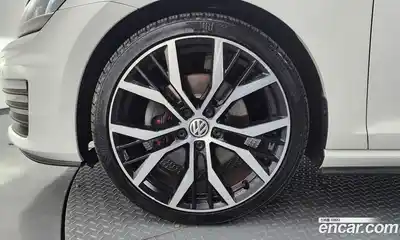 Volkswagen Golf 2016 2.0 автомат (гидро), миниатюра 5