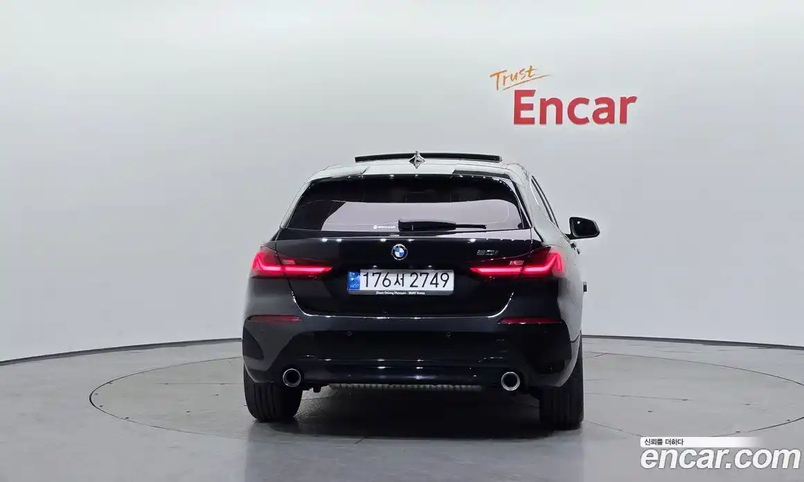 BMW 1 серия 2022 2.0 автомат (гидро), фото 4