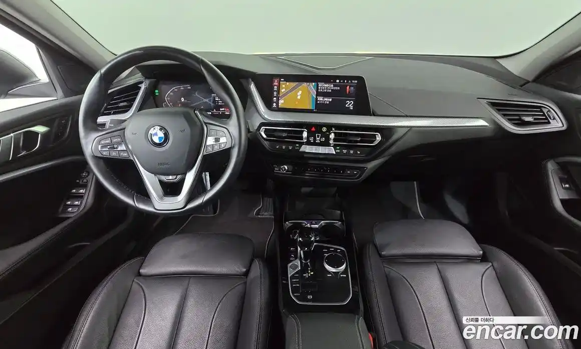 BMW 1 серия 2022 2.0 автомат (гидро), фото 7