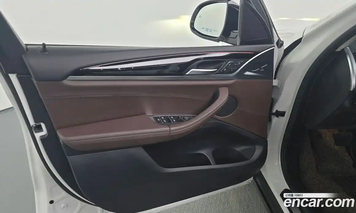BMW X3 2018 2.0 автомат (гидро), фото 14
