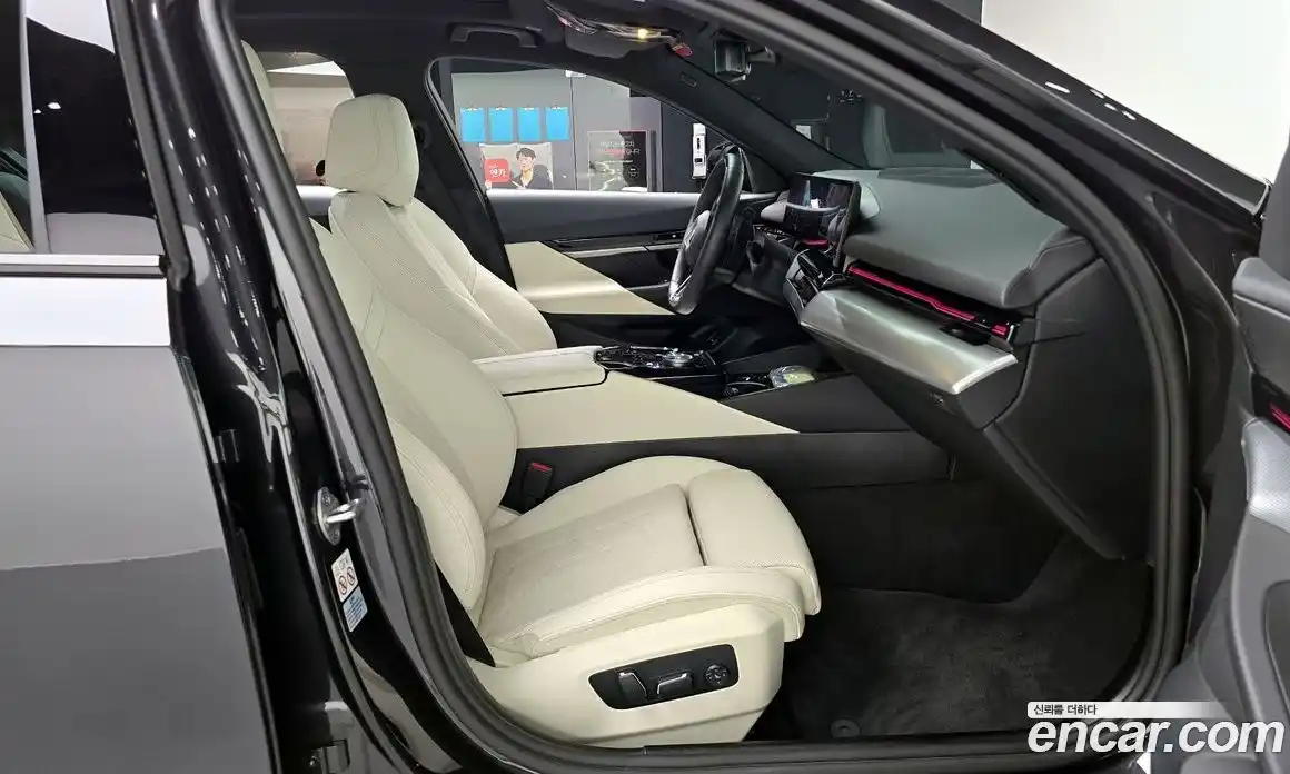 BMW 5 серия 2024 2.0 автомат (гидро), фото 13