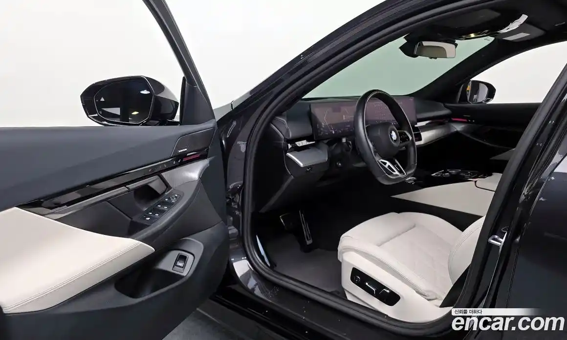 BMW 5 серия 2024 2.0 автомат (гидро), фото 17