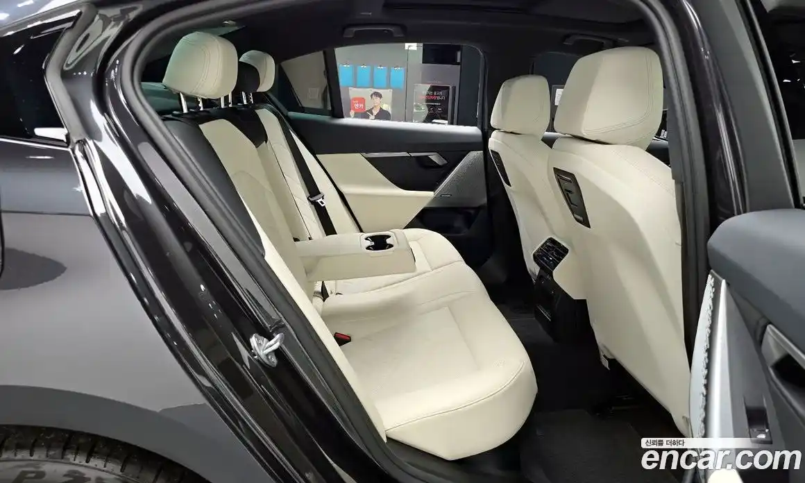 BMW 5 серия 2024 2.0 автомат (гидро), фото 18
