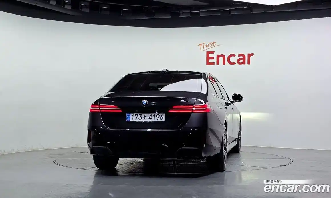 BMW 5 серия 2024 2.0 автомат (гидро), фото 4