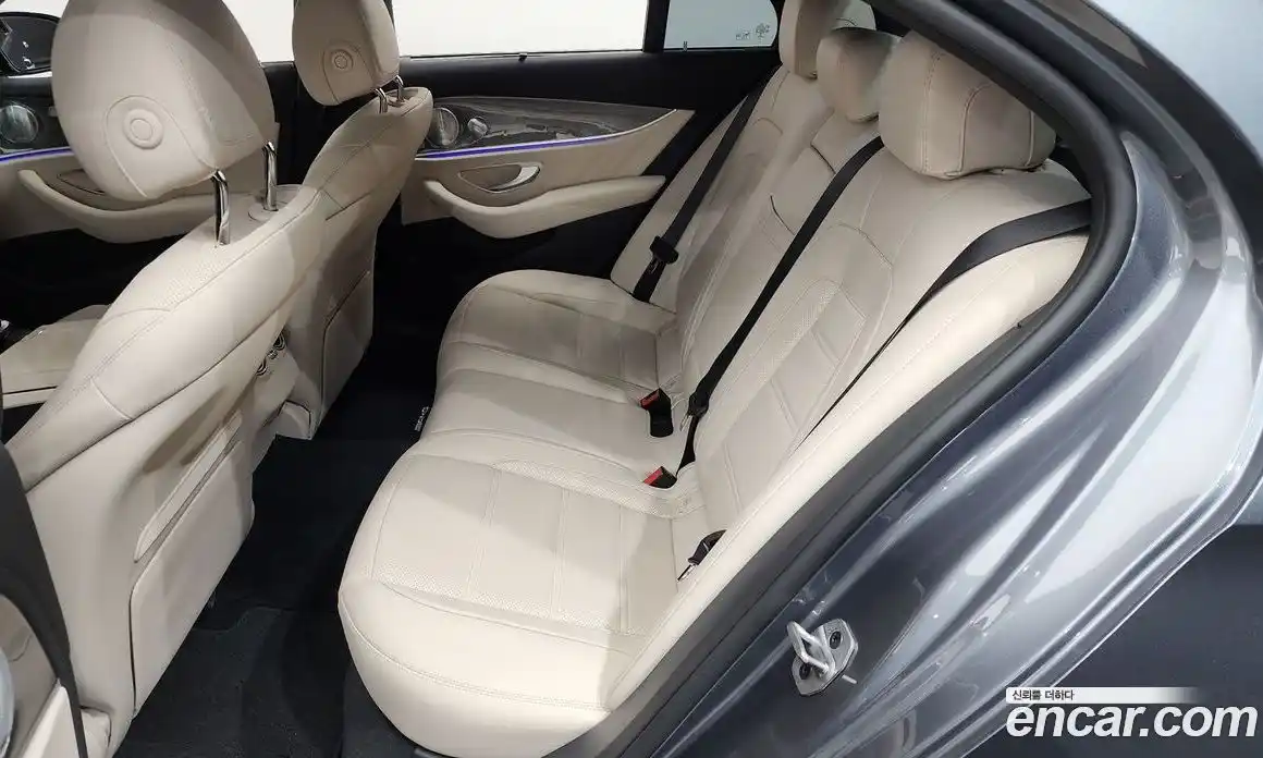 Mercedes-Benz E-Class 2019 4.0 гидро, фото 11 Mercedes-Benz E-Class 2019 4.0 гидро, фото 11
