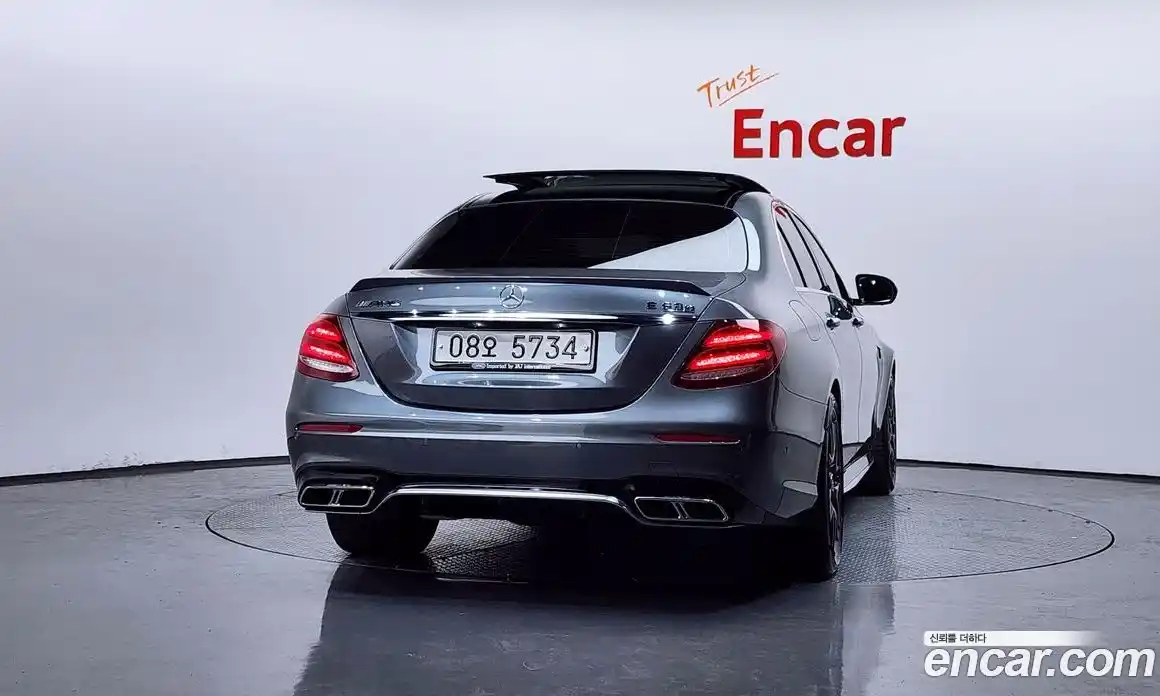 Mercedes-Benz E-Class 2019 4.0 гидро, фото 4 Mercedes-Benz E-Class 2019 4.0 гидро, фото 4