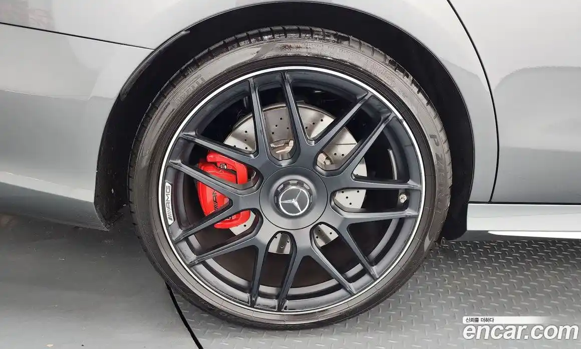 Mercedes-Benz E-Class 2019 4.0 гидро, фото 5 Mercedes-Benz E-Class 2019 4.0 гидро, фото 5