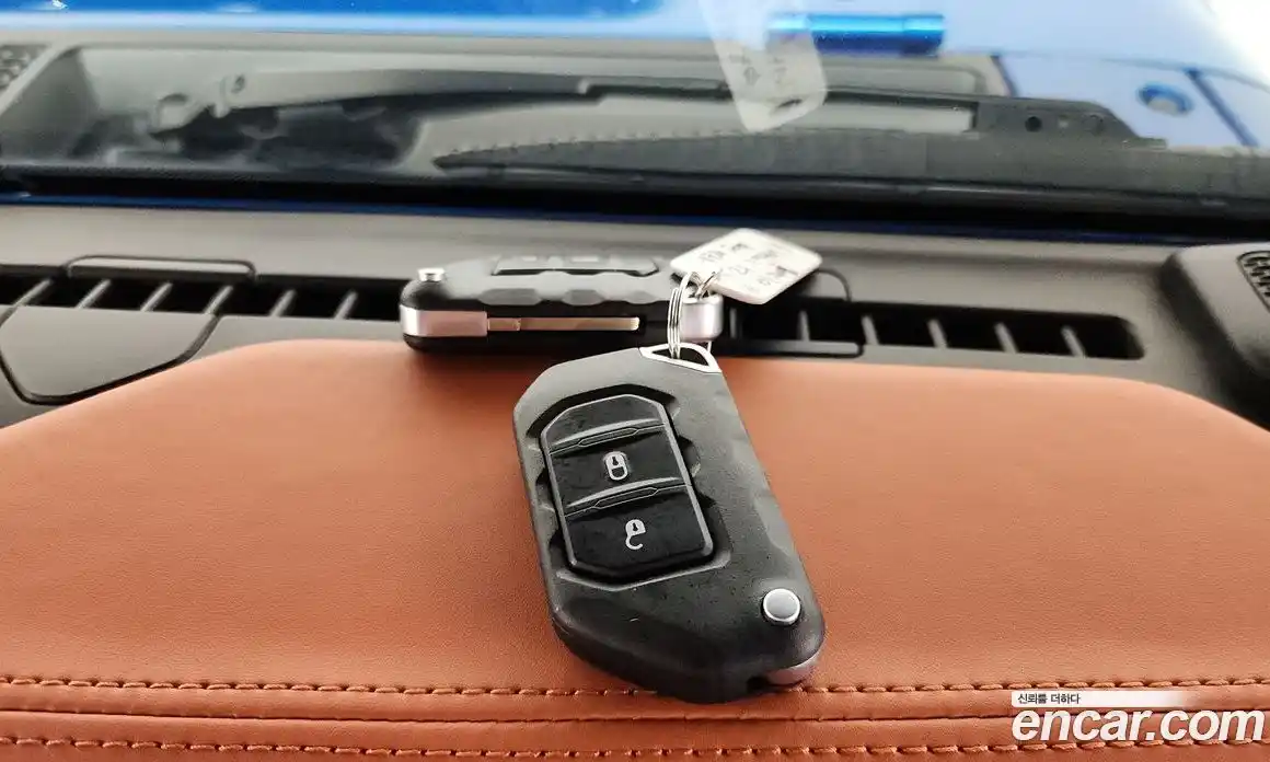 Jeep Wrangler 2021 2.0 автомат (гидро), фото 21