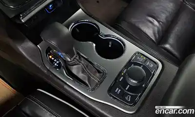 Jeep Cherokee 2018 3.0 автомат (гидро), миниатюра 9