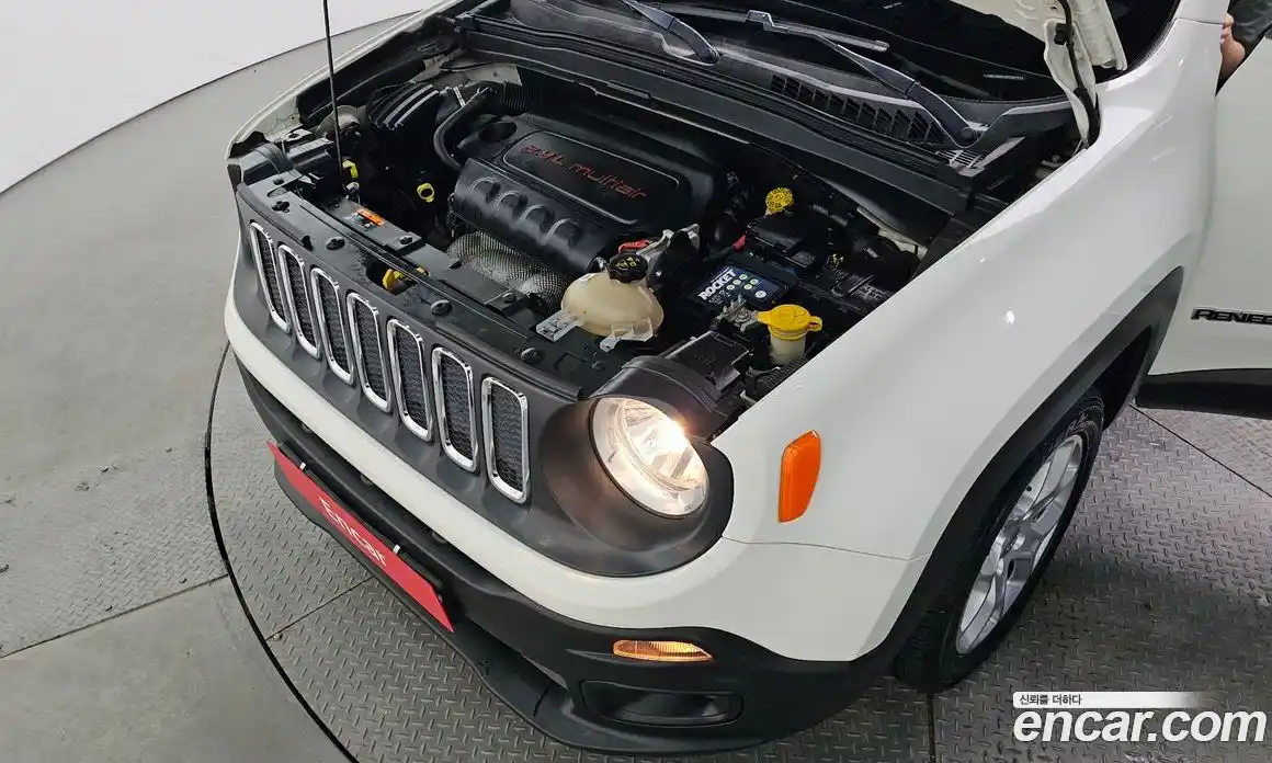 Jeep Renegade 2016 2.4 автомат (гидро), фото 6