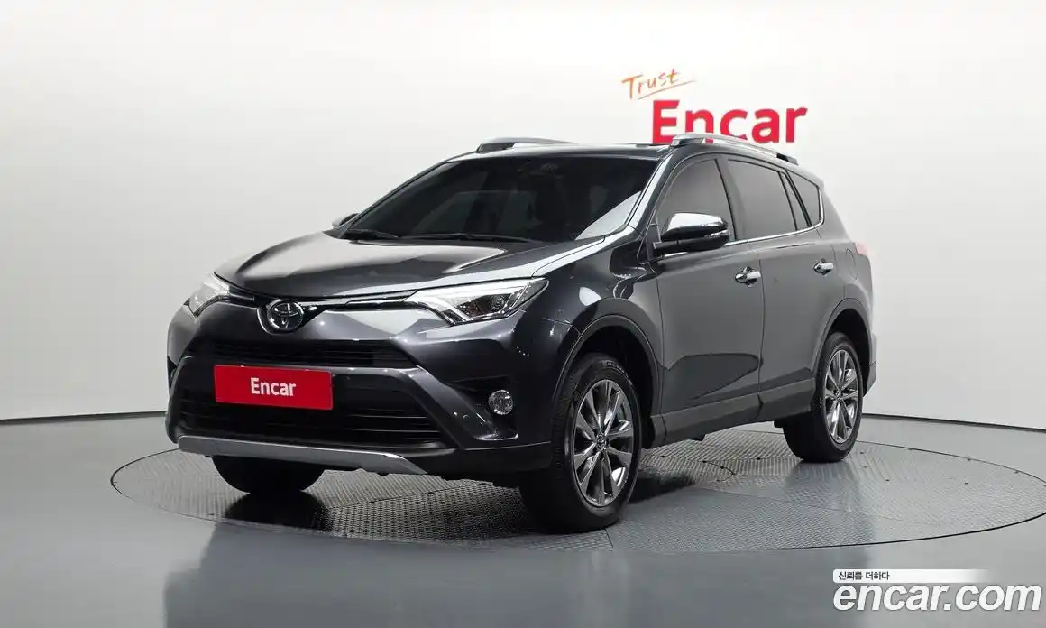 Toyota RAV4 2018 2.5 гидро, фото 1