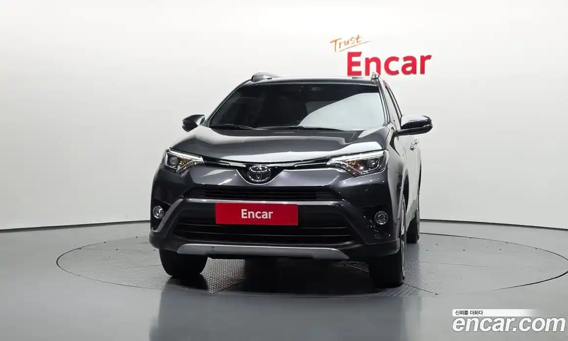 Toyota RAV4 2018 2.5 гидро, фото 3