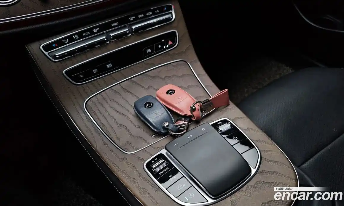 Mercedes-Benz E-Class 2022 2.0 автомат (гидро), фото 29