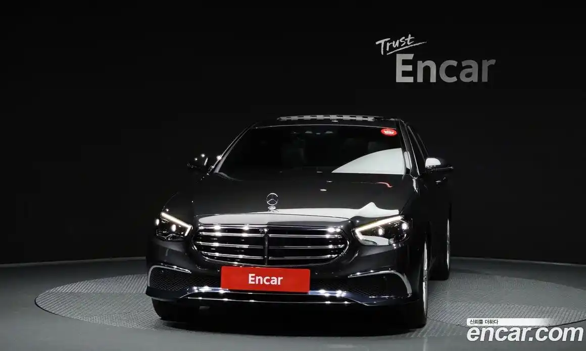 Mercedes-Benz E-Class 2022 2.0 автомат (гидро), фото 3