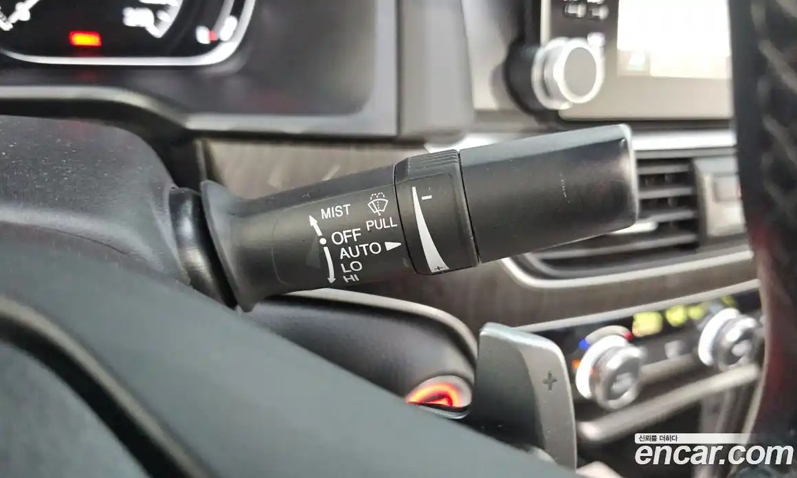 Honda Accord 2019 1.5 автомат (гидро), фото 17