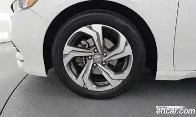 Honda Accord 2019 1.5 автомат (гидро), миниатюра 5