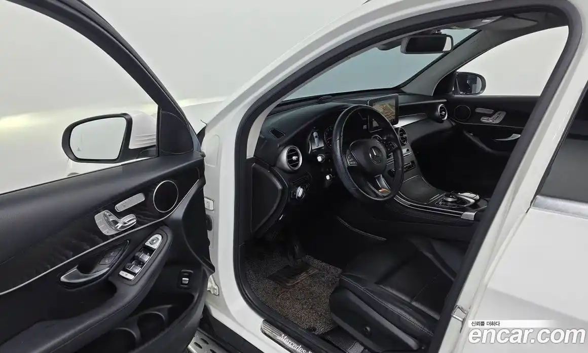 Mercedes-Benz GLC-Class 2019 2.0 автомат (гидро), фото 13
