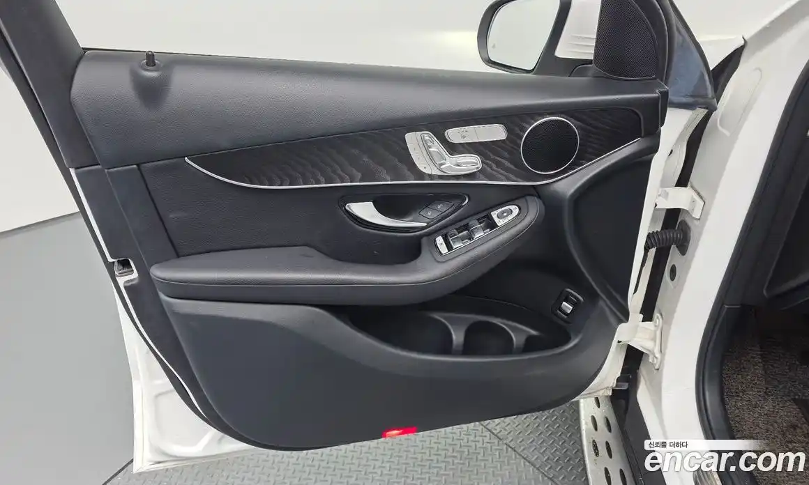 Mercedes-Benz GLC-Class 2019 2.0 автомат (гидро), фото 14