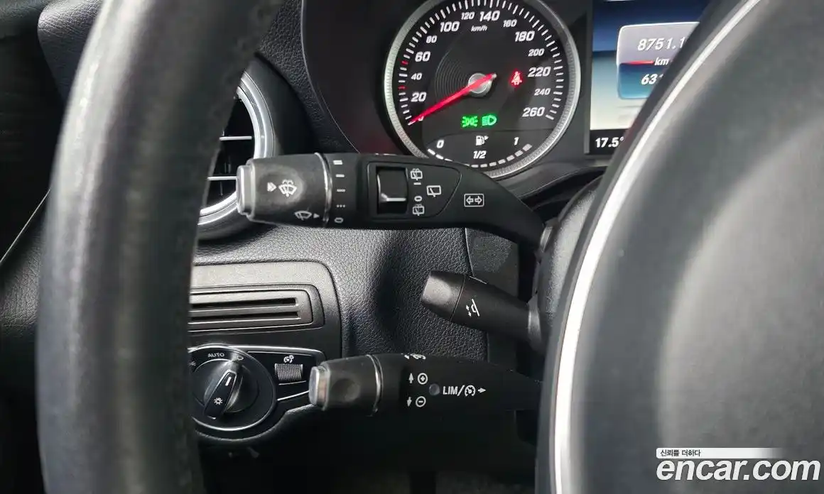 Mercedes-Benz GLC-Class 2019 2.0 автомат (гидро), фото 21
