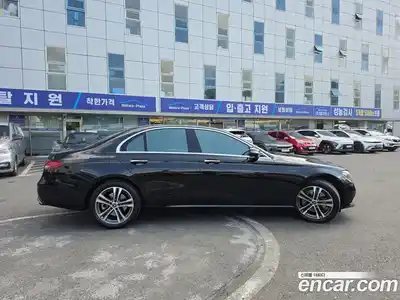 Mercedes-Benz E-Class 2021 2.0 автомат (гидро), миниатюра 4