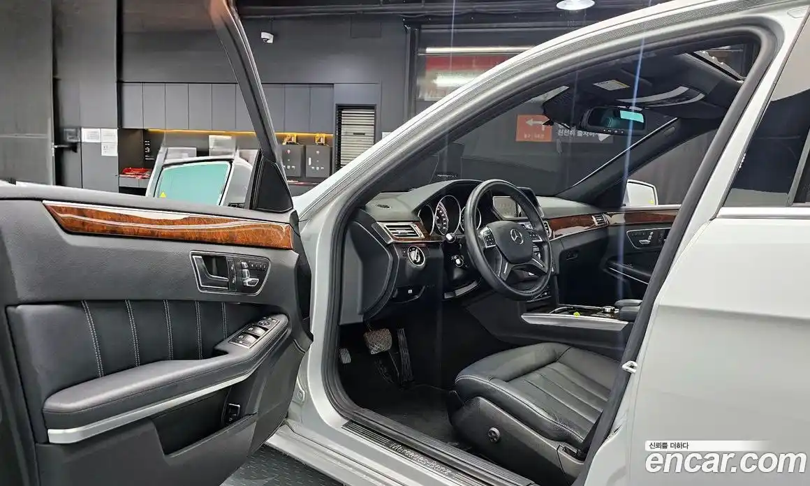 Mercedes-Benz E-Class 2015 3.5 автомат (гидро), фото 12