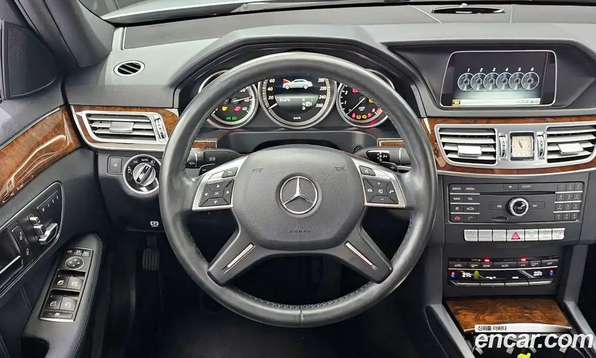 Mercedes-Benz E-Class 2015 3.5 автомат (гидро), фото 18