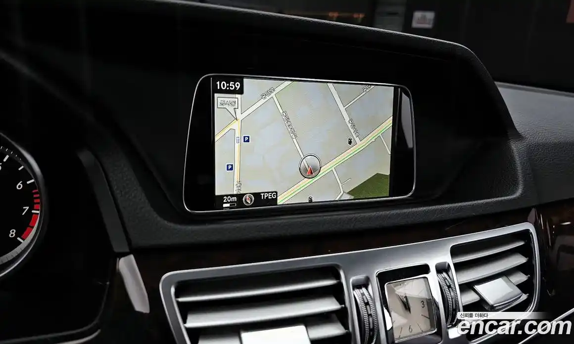 Mercedes-Benz E-Class 2015 3.5 автомат (гидро), фото 19