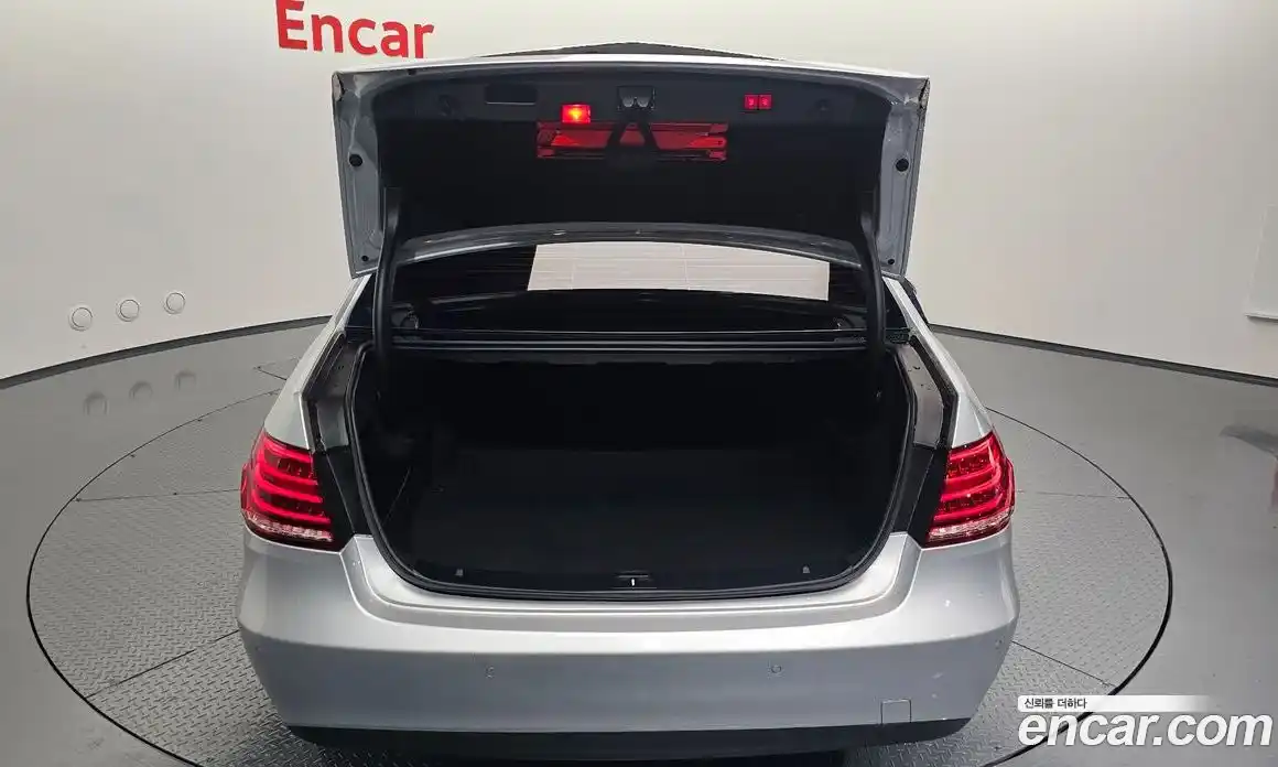 Mercedes-Benz E-Class 2015 3.5 автомат (гидро), фото 30