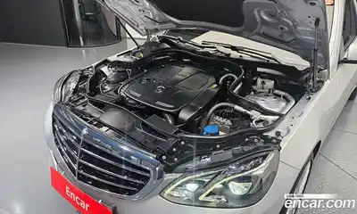 Mercedes-Benz E-Class 2015 3.5 автомат (гидро), миниатюра 5