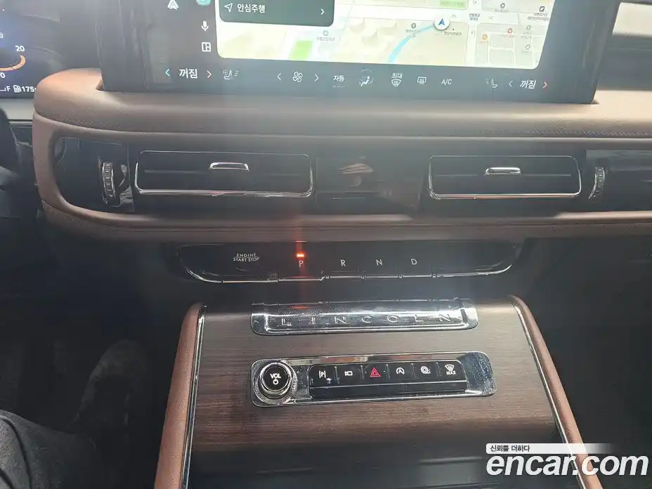 Lincoln Aviator 2025 3.0 гидро, фото 9