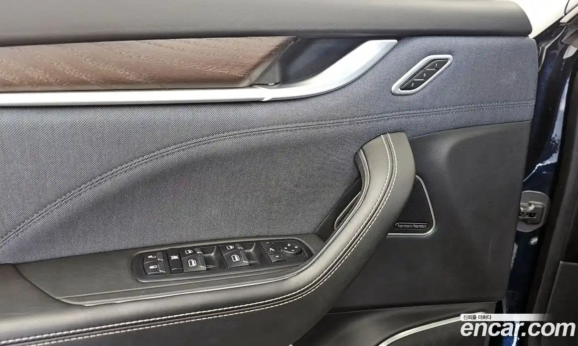 Maserati Levante 2020 3.0 гидро, фото 34