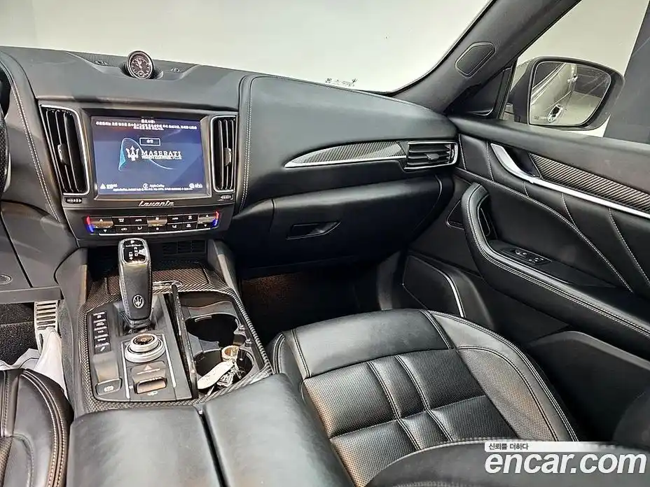 Maserati Levante 2019 3.0 гидро, фото 10