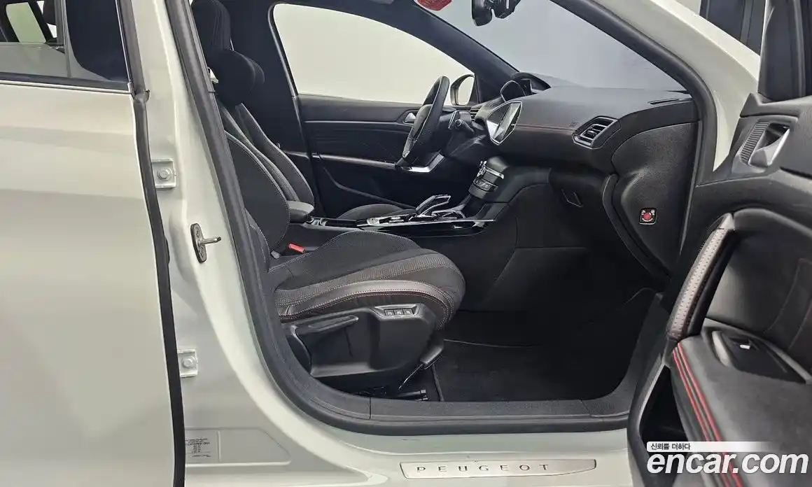 Peugeot 308 2019 1.5 автомат (гидро), фото 15