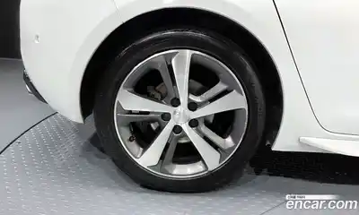 Peugeot 308 2019 1.5 автомат (гидро), миниатюра 4