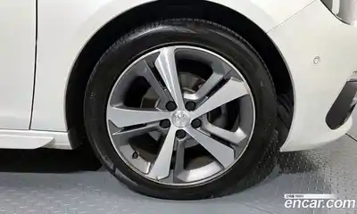 Peugeot 308 2019 1.5 автомат (гидро), миниатюра 6
