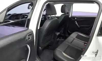 Peugeot 2008 2016 1.6 автомат (гидро), миниатюра 11