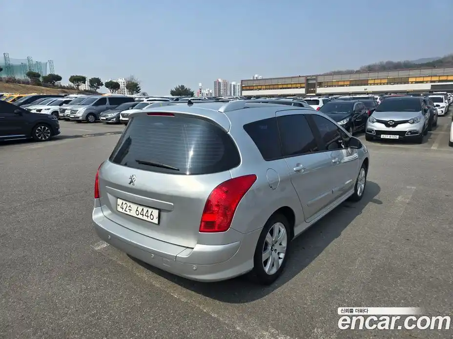 Peugeot 308 2014 1.6 автомат (гидро), фото 3