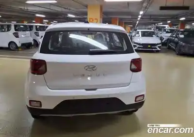 Hyundai Venue 2026 1.6 автомат (гидро), миниатюра 3