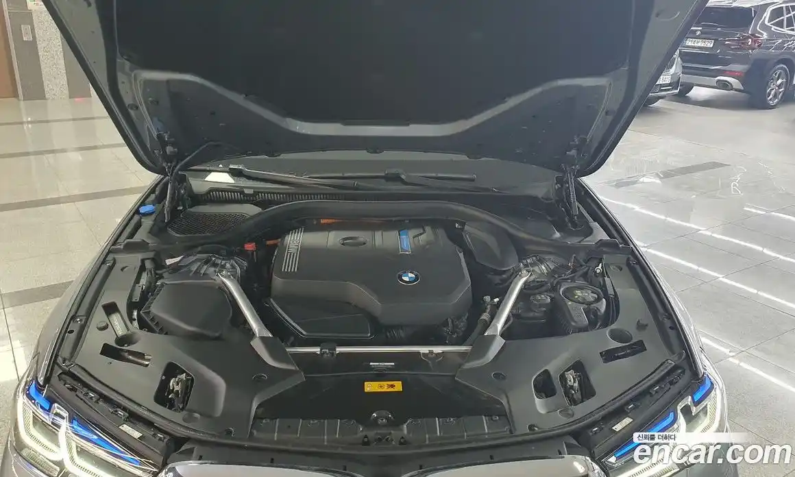 BMW 5 серия 2023 2.0 автомат (гидро), фото 6