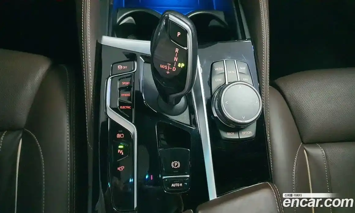 BMW 5 серия 2023 2.0 автомат (гидро), фото 9