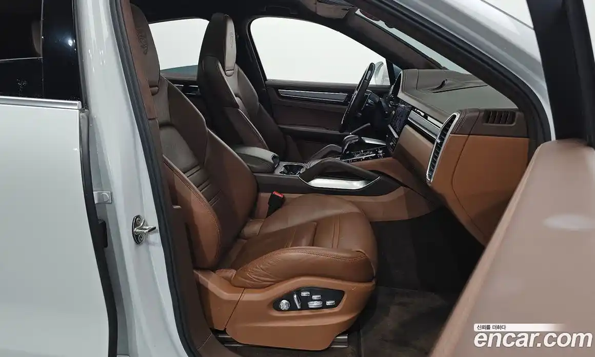 Porsche Cayenne 2020 4.0 автомат (гидро), фото 13