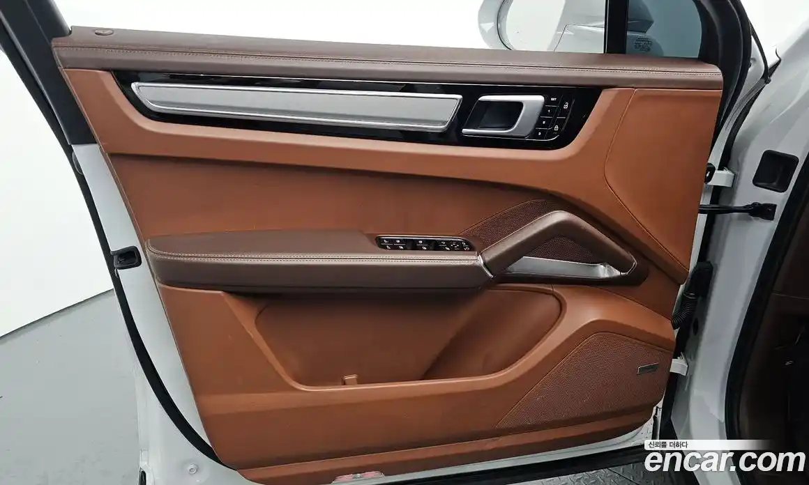 Porsche Cayenne 2020 4.0 автомат (гидро), фото 14
