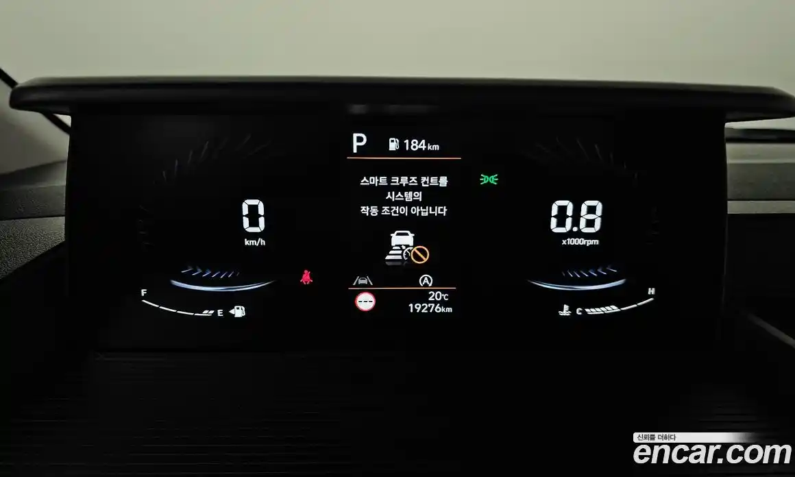 Hyundai Staria 2024 2.2 автомат (гидро), фото 8