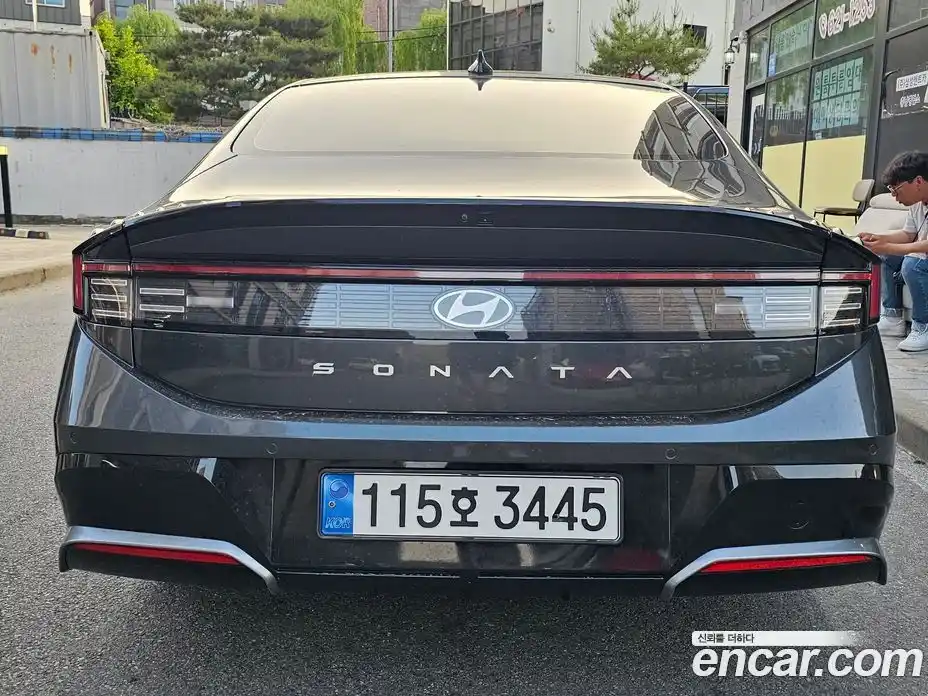 Hyundai Sonata 2024 2.0 автомат (гидро), фото 3
